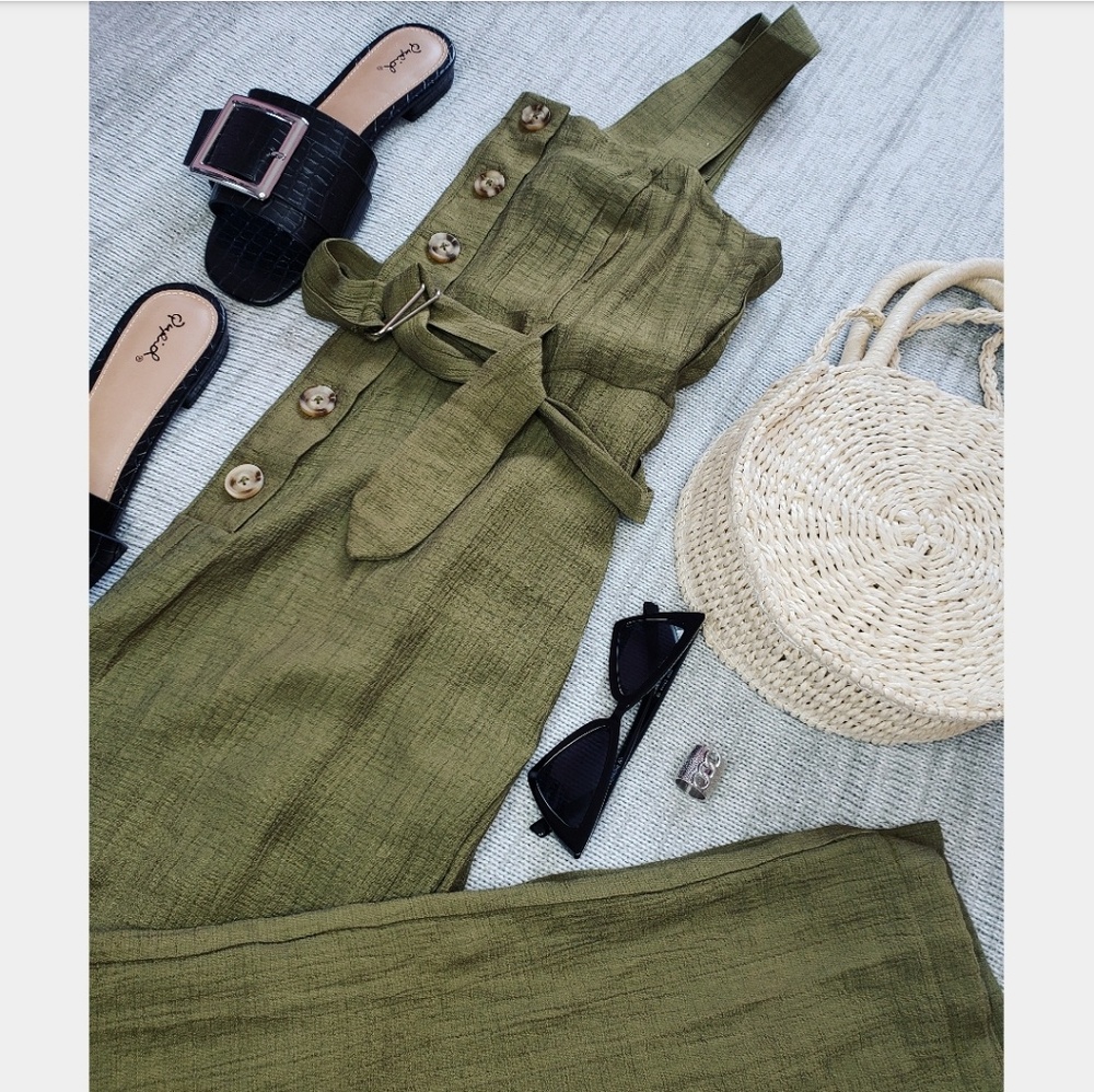 🆕️//The Sophie// Olive green jumpsuit - Picture 4 of 8